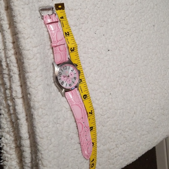 Dooney &Bourke watch - Picture 3 of 3